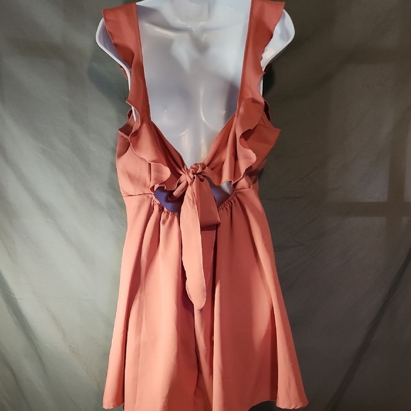 Chic Sleeveless Ruffle Dress in Terracotta - Picture 2 of 10